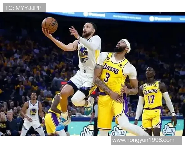 湖人勇士季后赛对决回顾与展望球队荣誉与球员表现的精彩瞬间 湖人勇士季后赛对决回顾与展望球队荣誉与球员表现的精彩瞬间